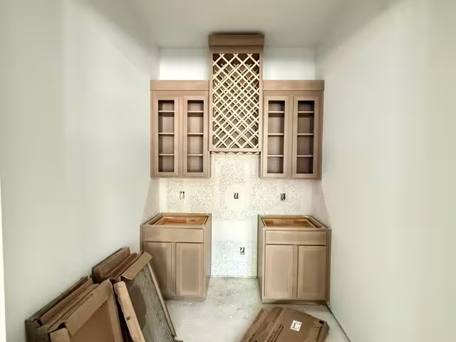 Photo 5 of 352 Louvenia Court, Pinehurst, TX