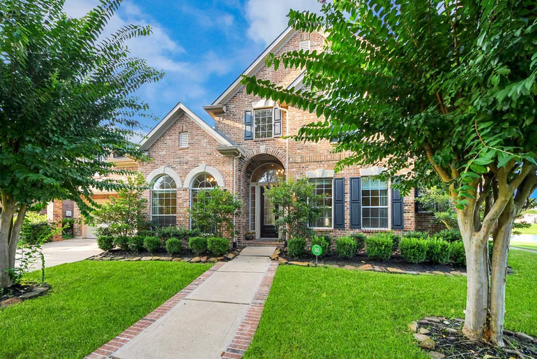 Photo 2 of 18615 Juniors Map Court, Cypress, TX