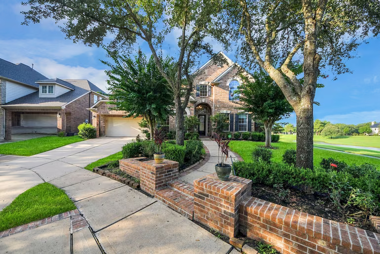 Photo 4 of 18615 Juniors Map Court, Cypress, TX