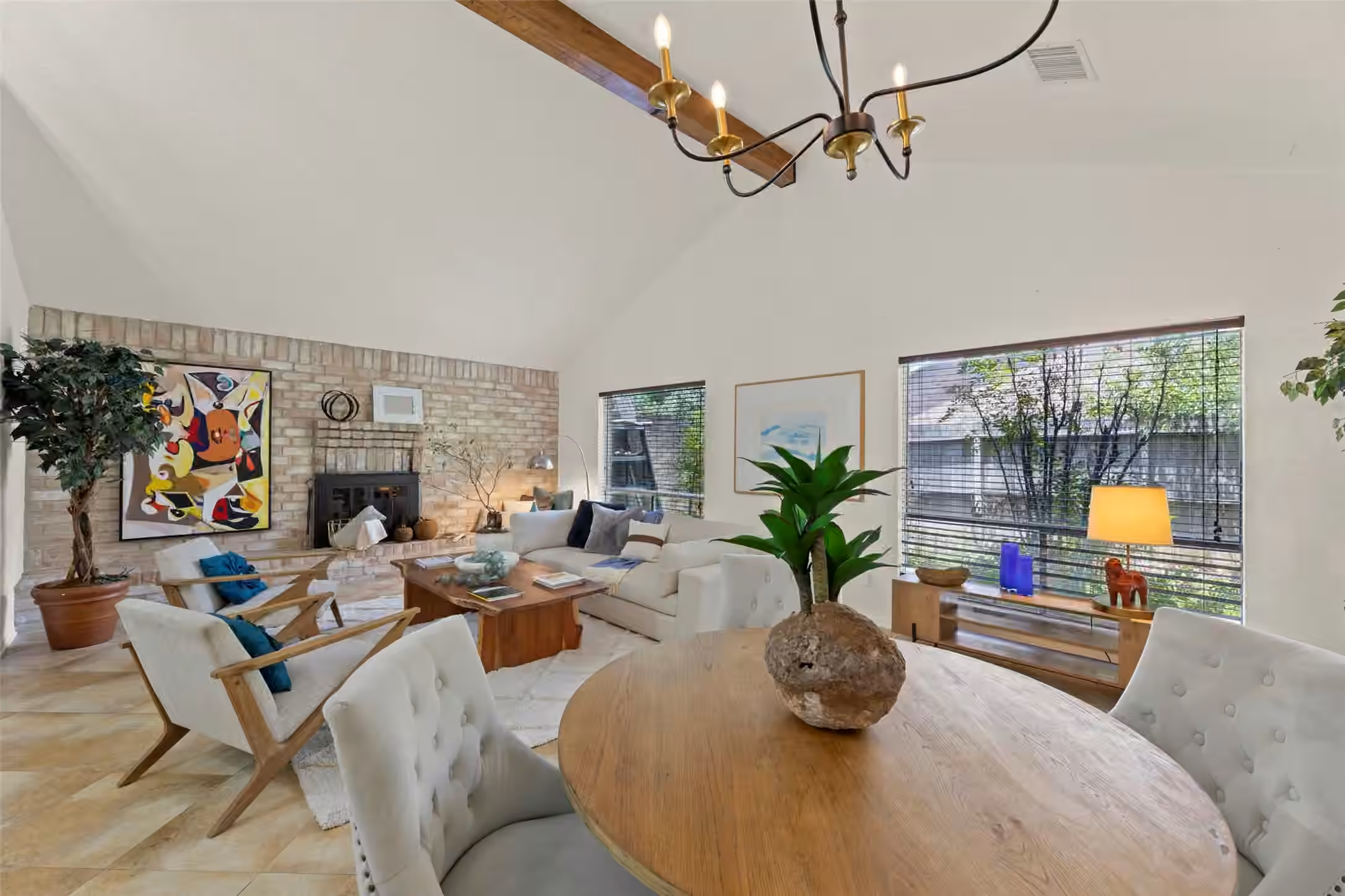 Photo 3 of 6714 Canyon Way Drive, Houston, TX
