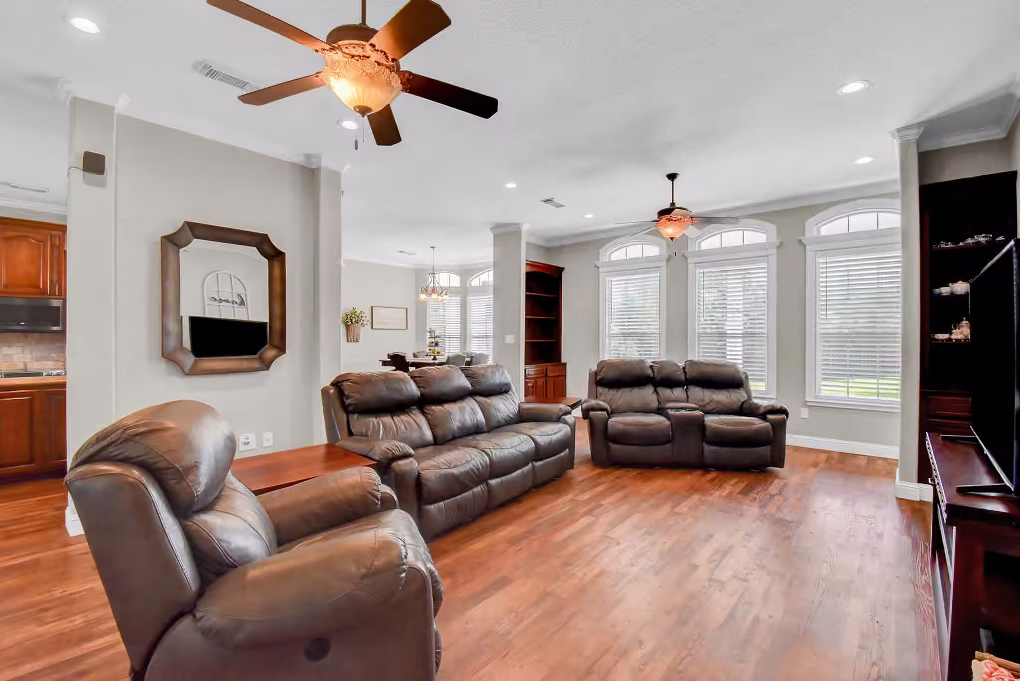 Photo 6 of 7547 County Road 684D, Sweeny, TX