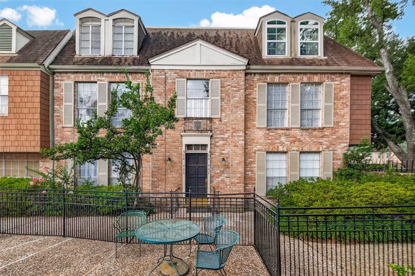 Photo of 408 N Post Oak Lane 408, Houston, TX
