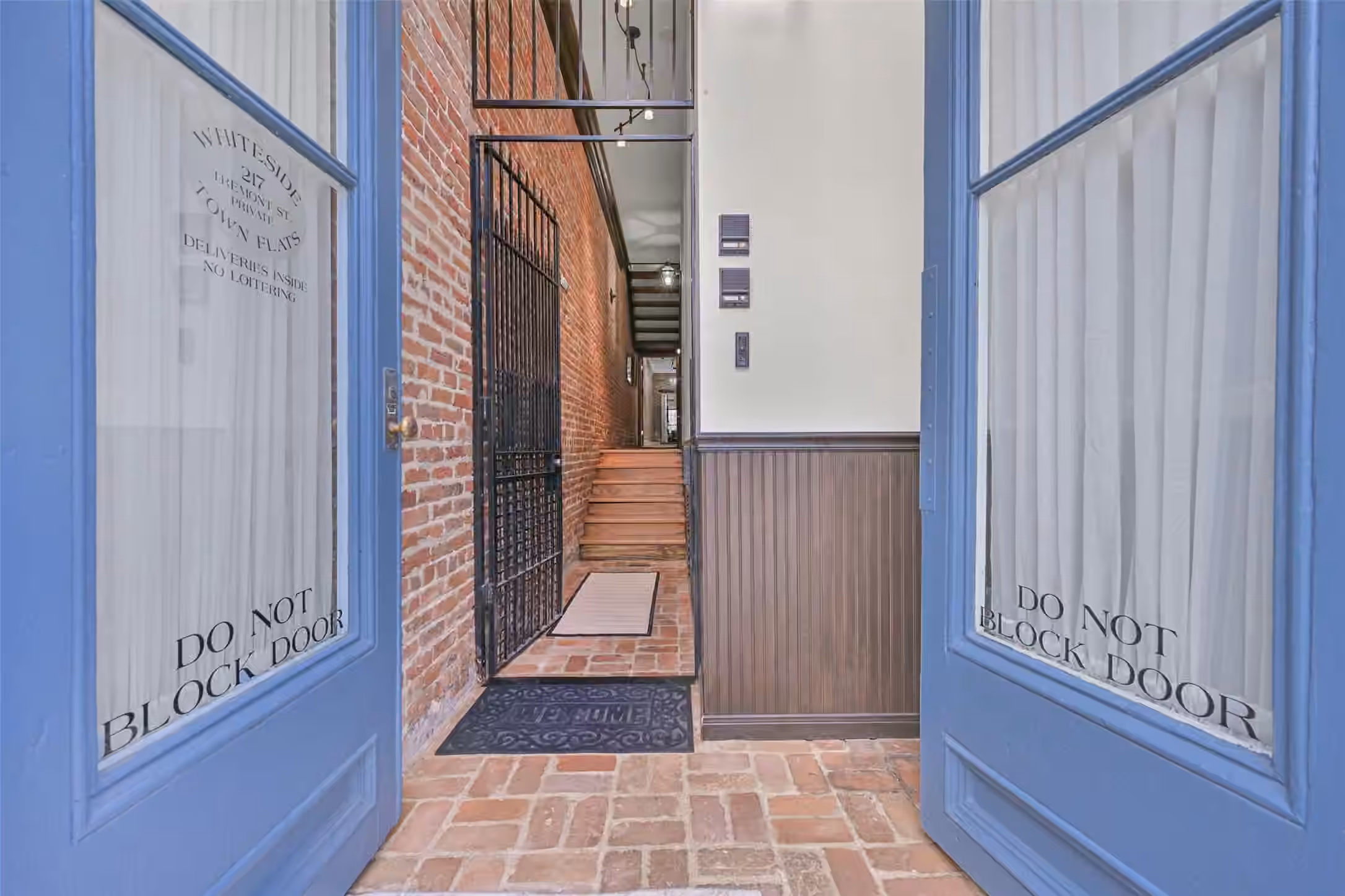 Photo 5 of 217 Tremont Street, Galveston, TX