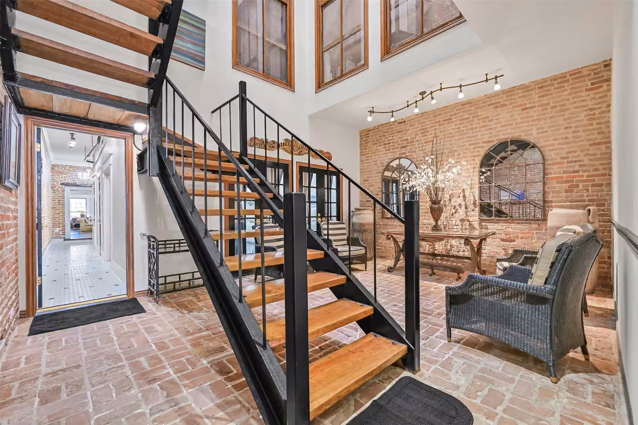 Photo 6 of 217 Tremont Street, Galveston, TX