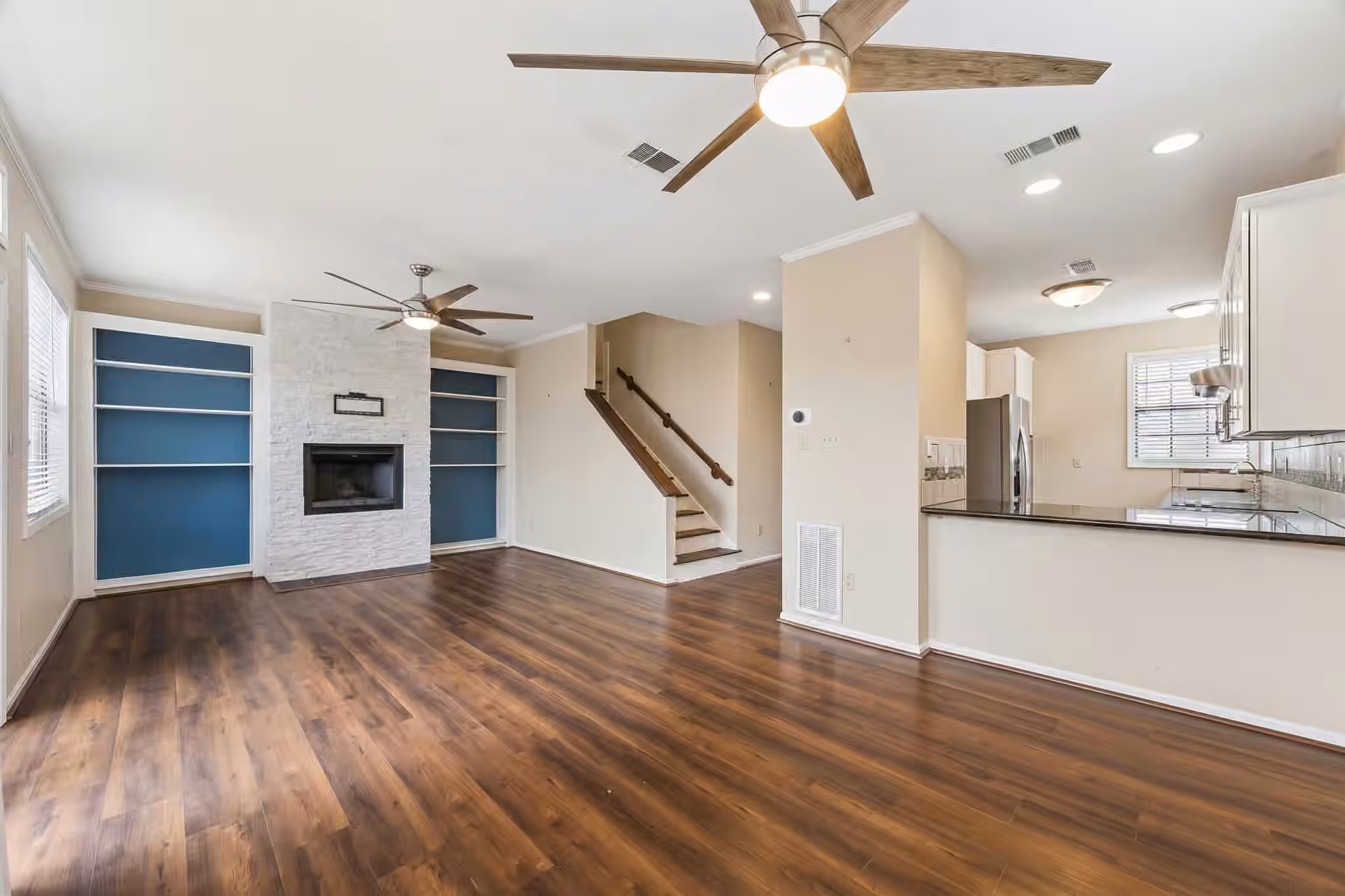 Photo 5 of 2408 Intrepid Way, League City, TX