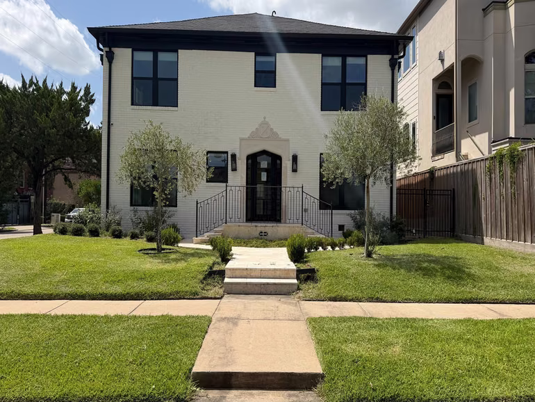Photo of 1601 Bonnie Brae Street, Houston, TX
