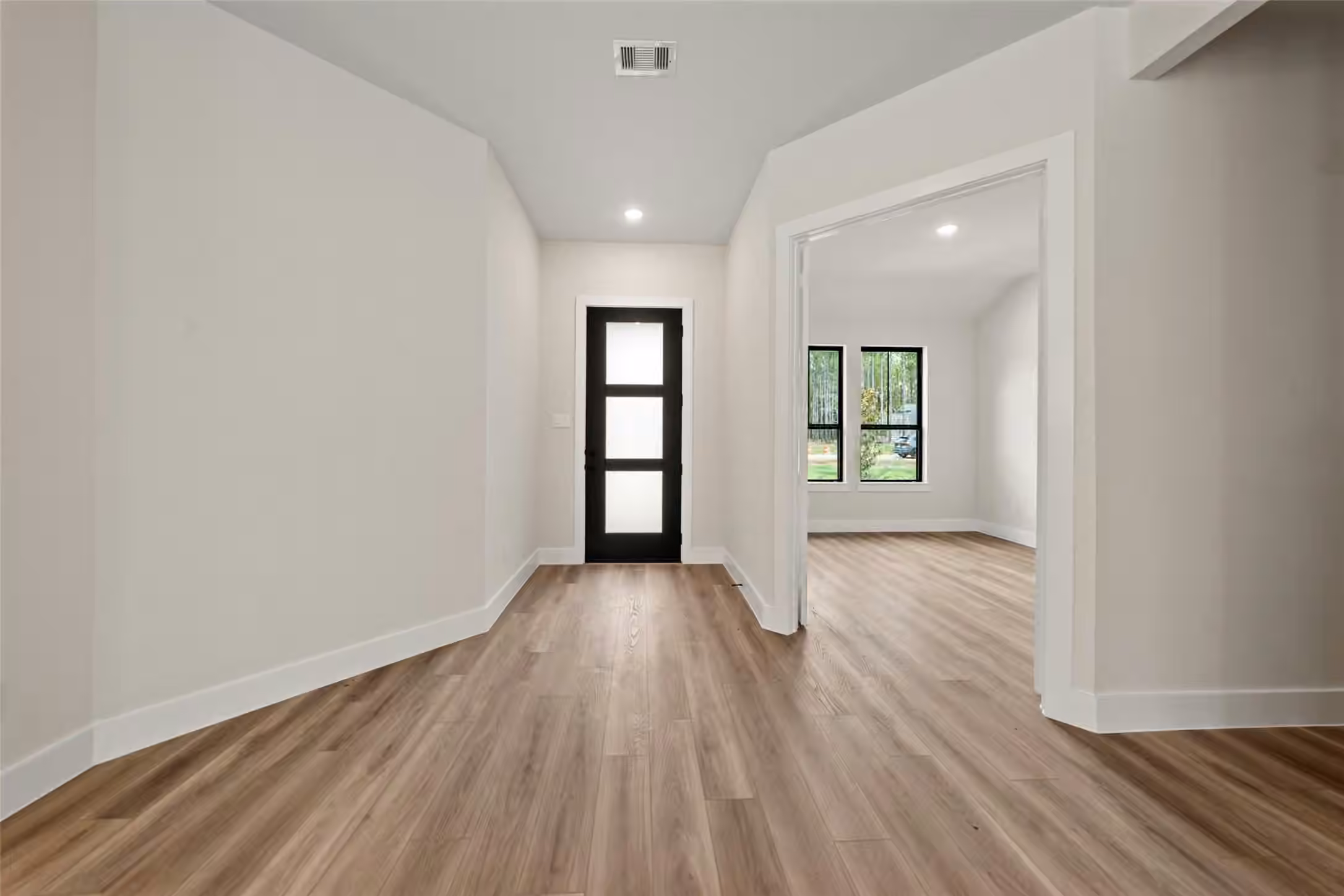 Photo 7 of 13656 Armstrong Street, Conroe, TX