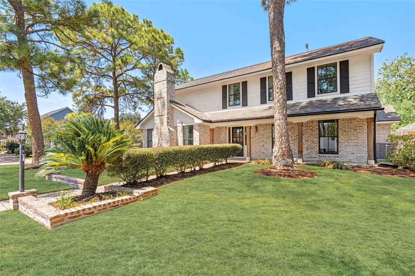 Photo 2 of 10830 Burgoyne Road, Houston, TX