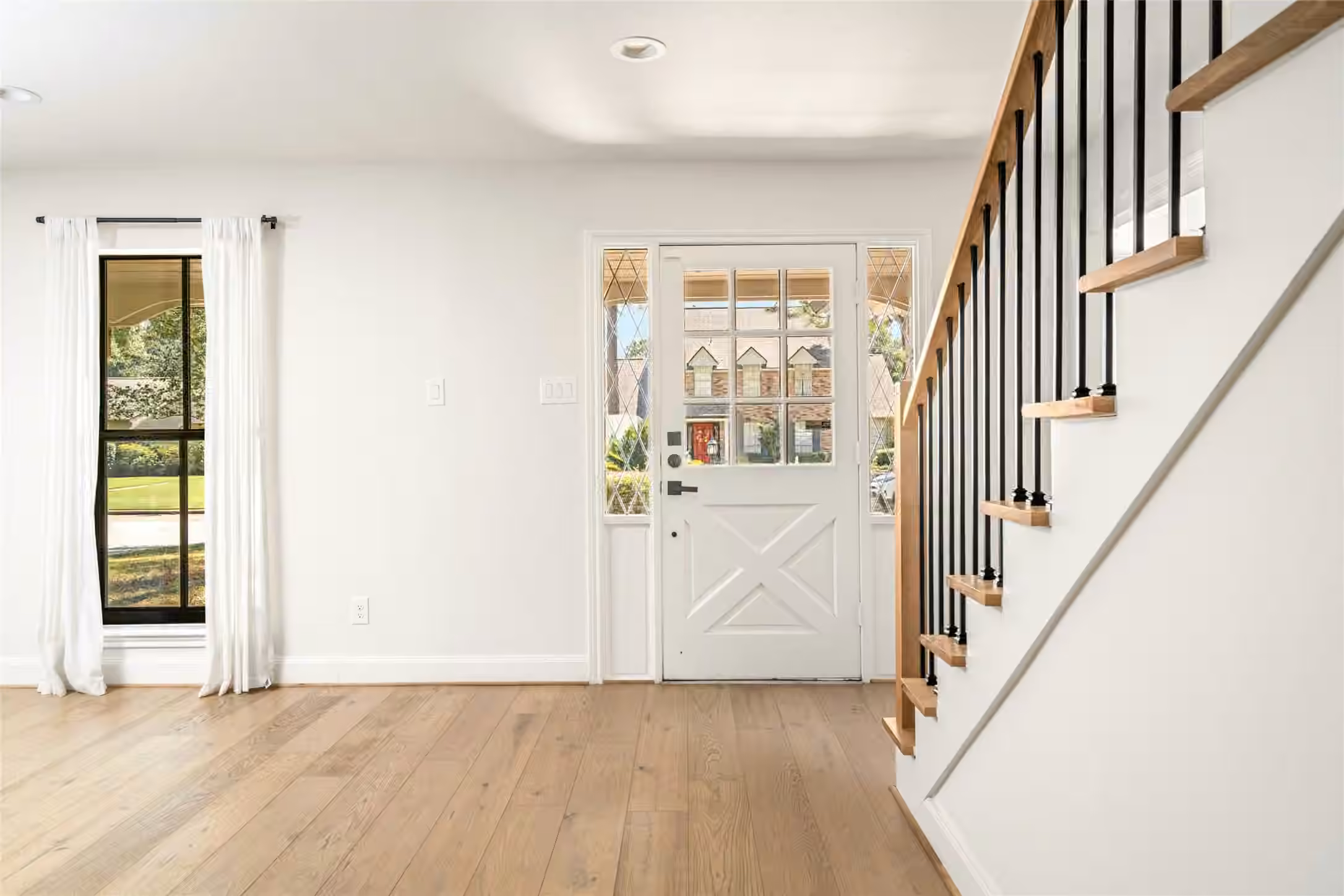 Photo 7 of 10830 Burgoyne Road, Houston, TX