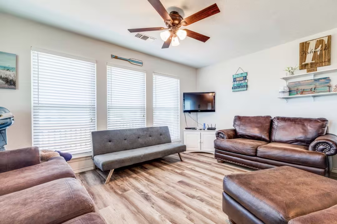 Photo 3 of 681 Bluewater, Sargent, TX