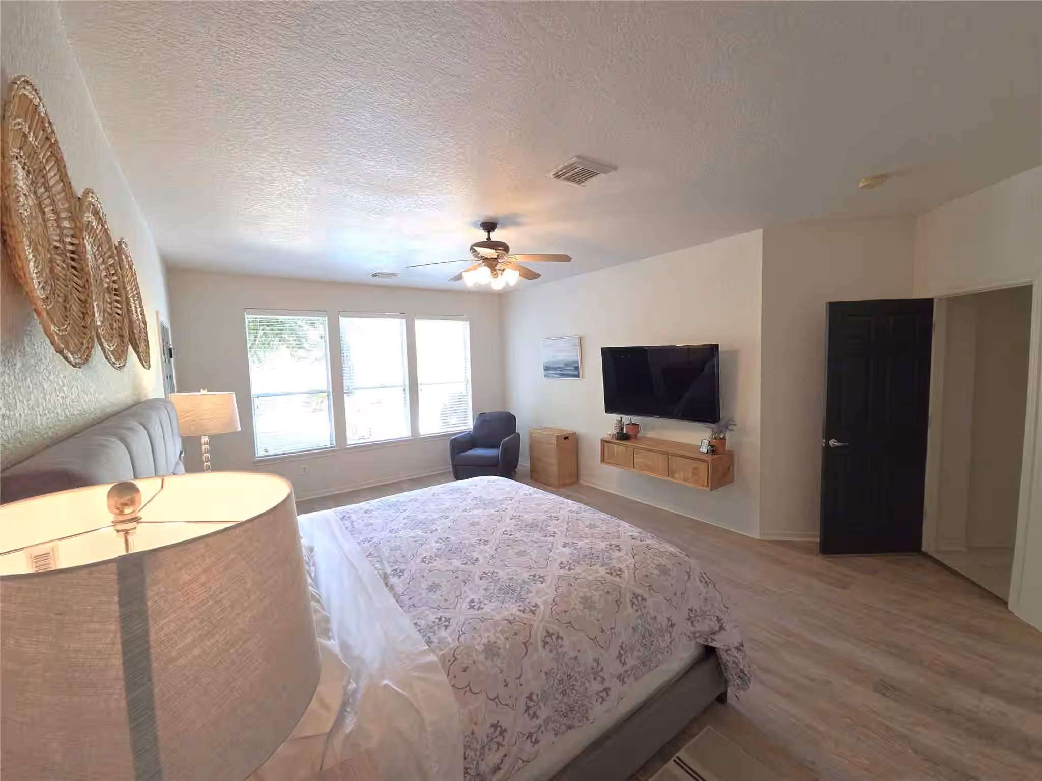 Photo 5 of 22 Columnberry Court, Conroe, TX