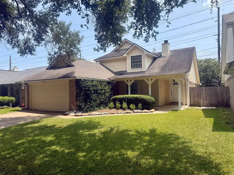Photo of 2103 Creekshire Drive, Sugar Land, TX 77478