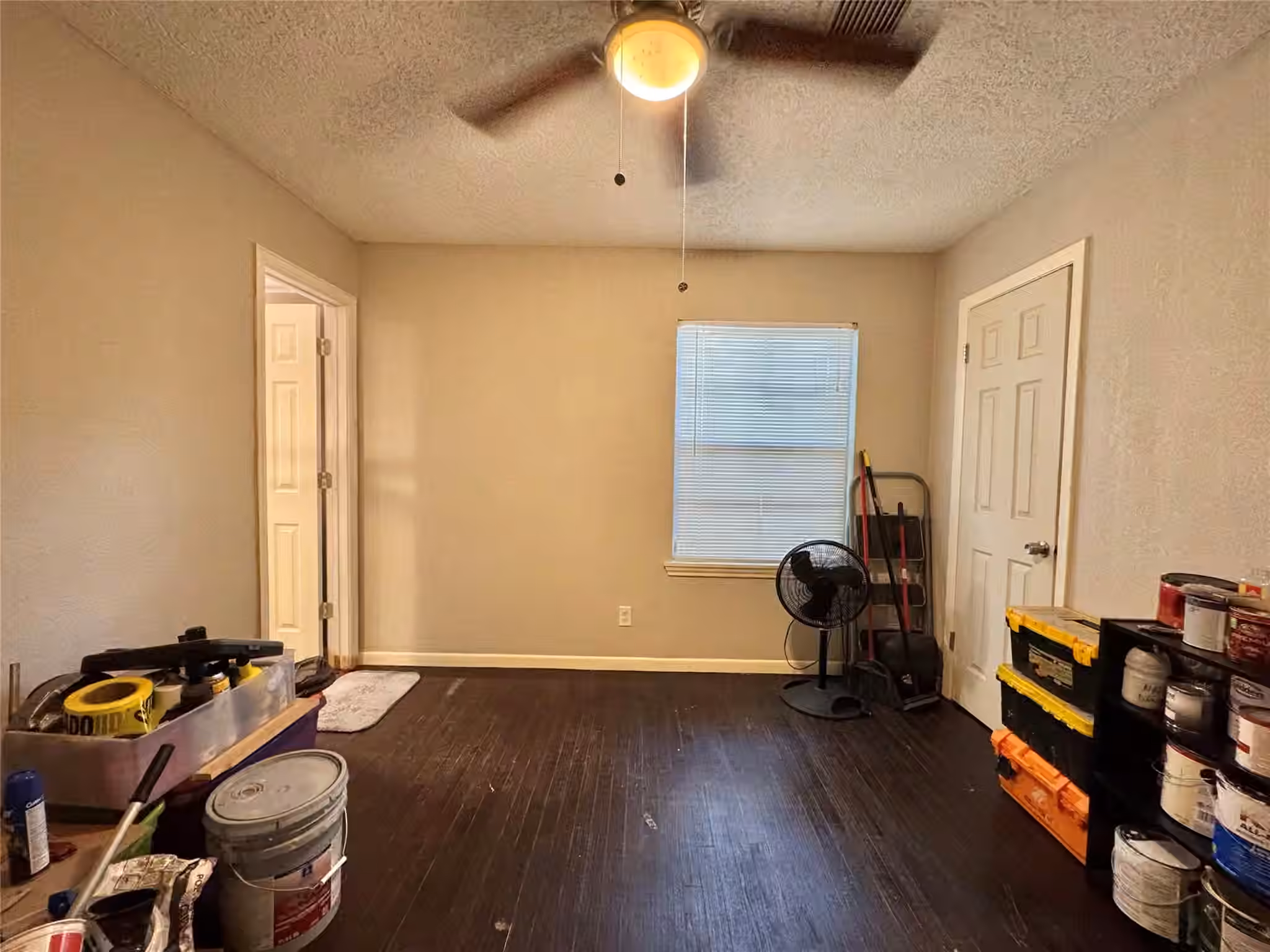Photo 6 of 6111 Beldart Street, Houston, TX
