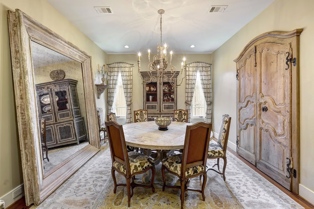 Photo 4 of 16 Lana Lane B, Houston, TX