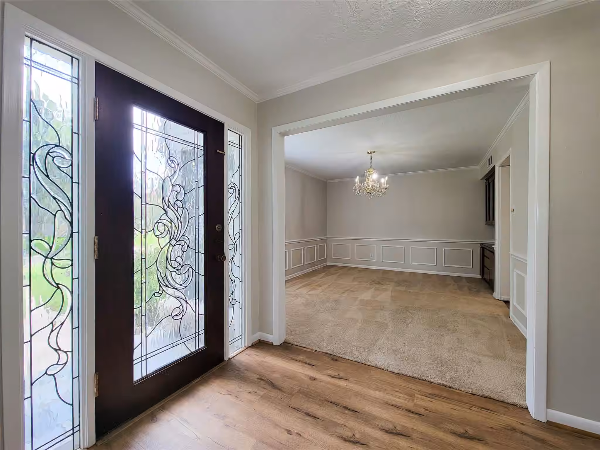 Photo 3 of 18583 Martinique Drive, Nassau Bay, TX