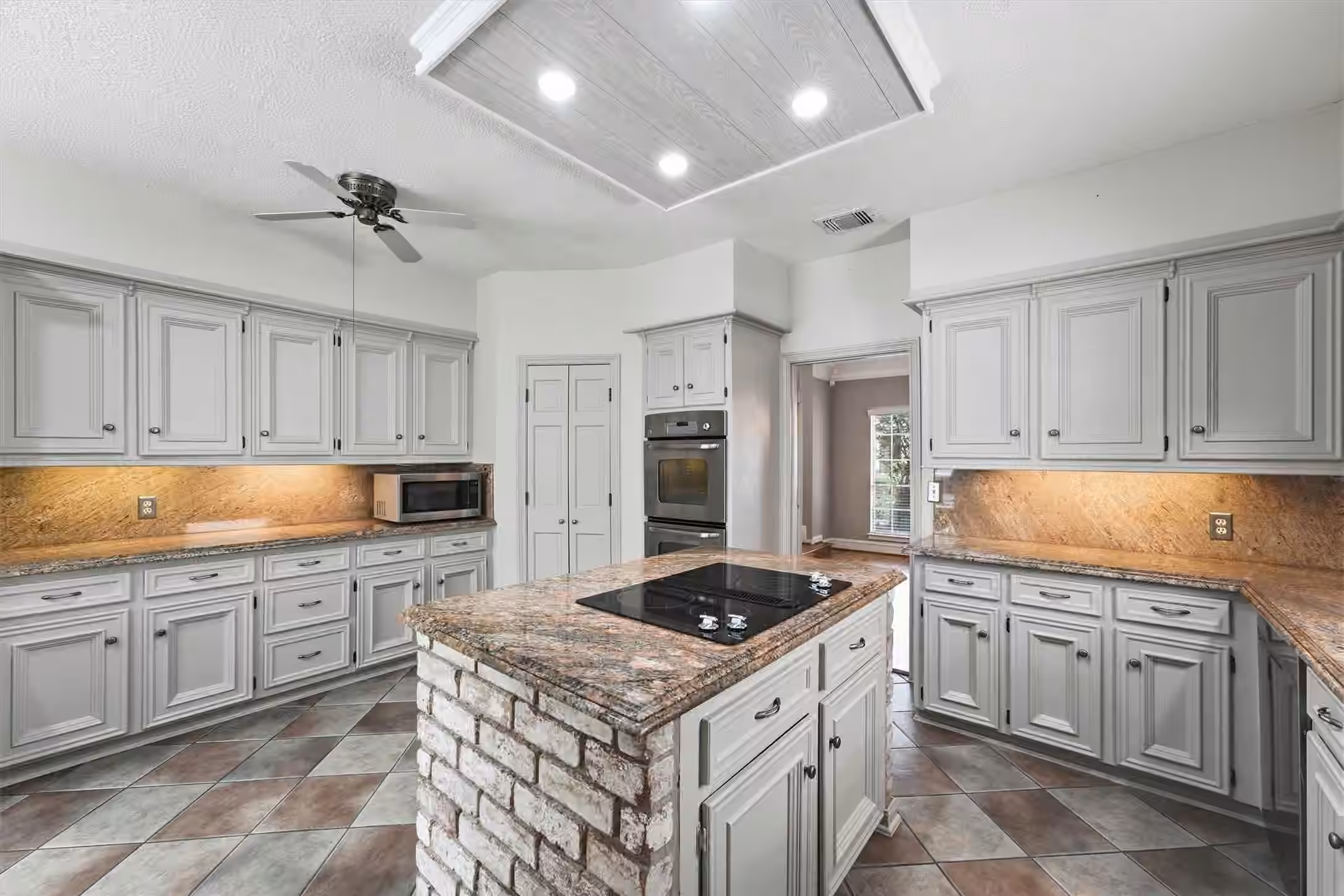 Photo 3 of 15307 Sierra Pines Court, Houston, TX