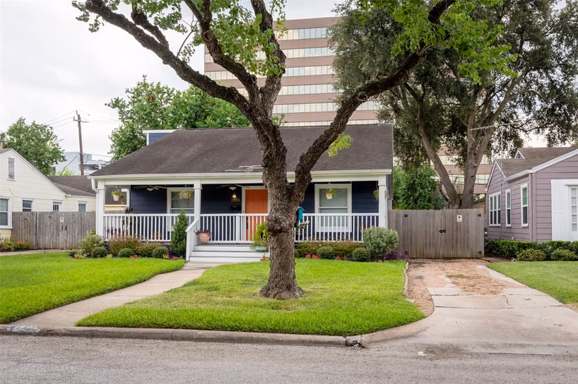 Photo 4 of 2209 Portsmouth Street, Houston, TX
