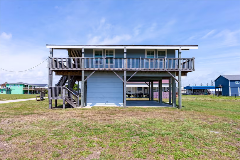 Photo 3 of 964 S Sage Road, Crystal Beach, TX
