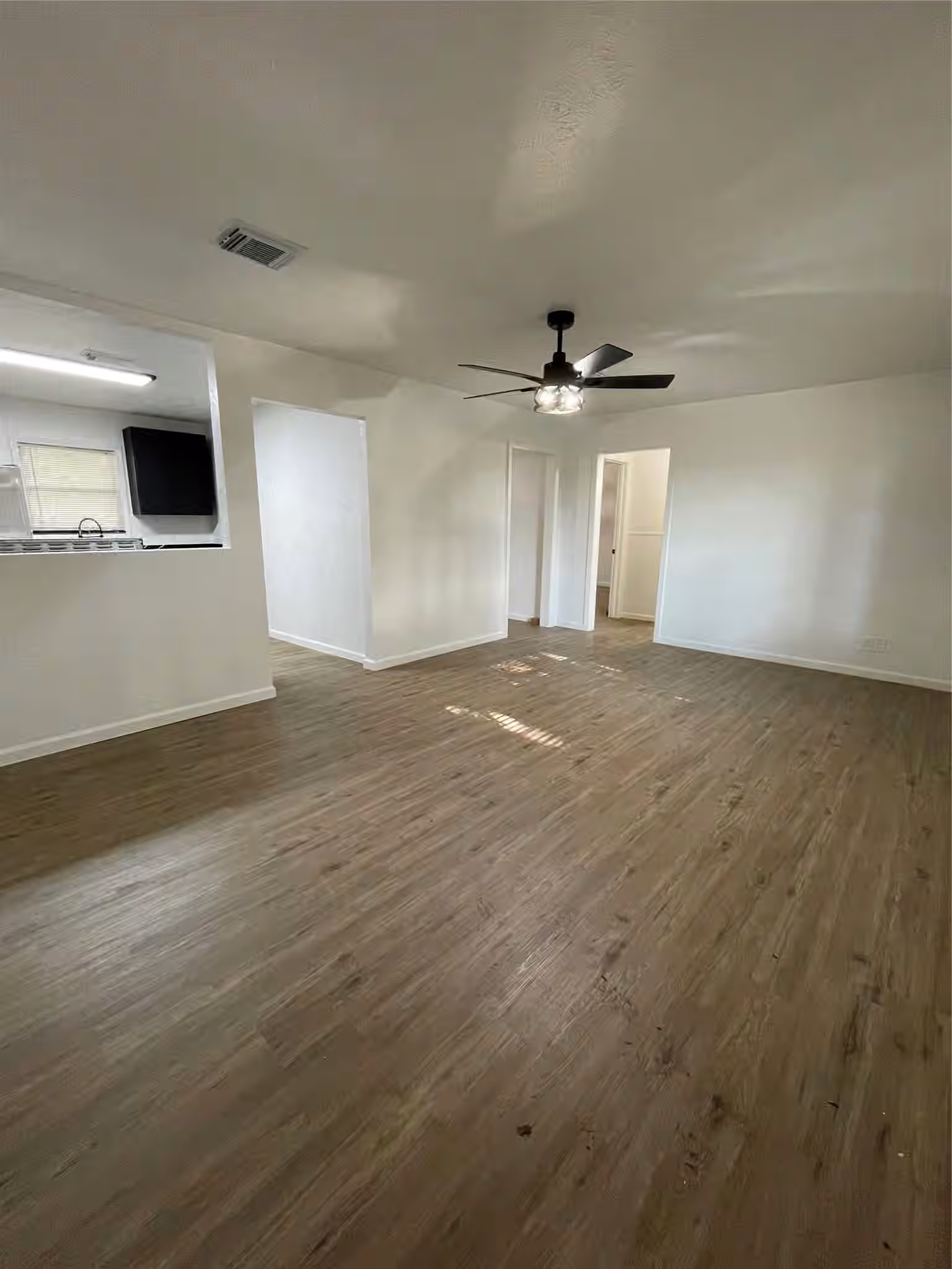 Photo 5 of 1119 Tobola, Rosenberg, TX