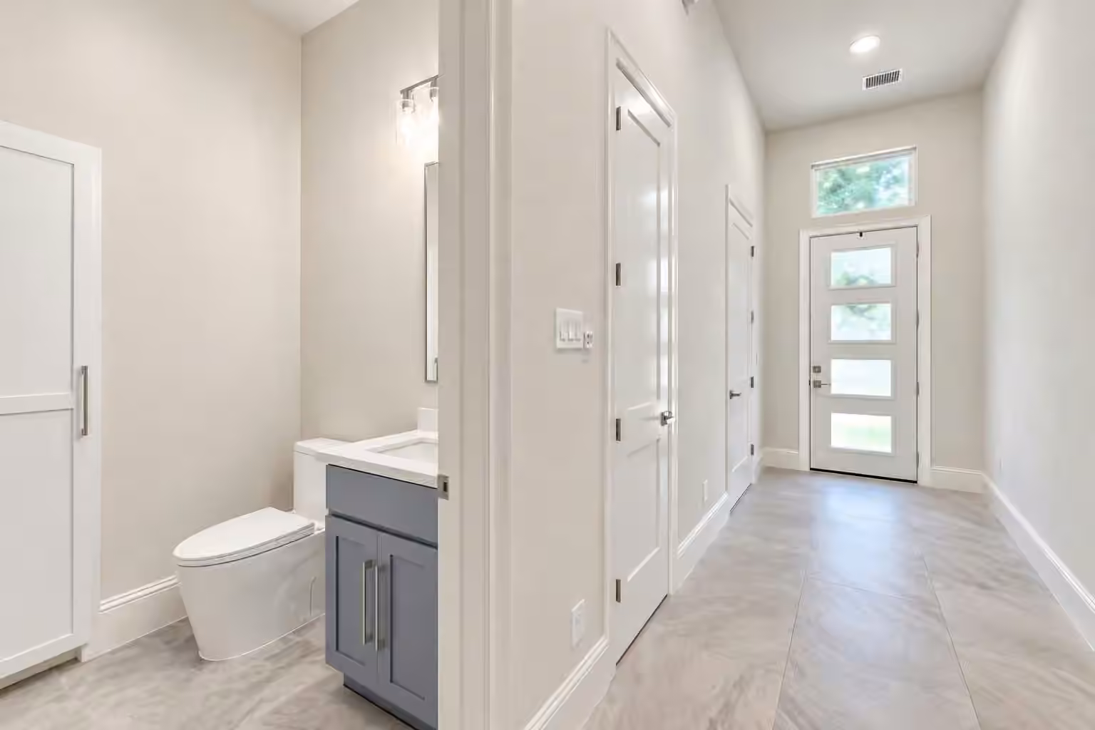 Photo 5 of 12935 Shady Grove Lane, Montgomery, TX