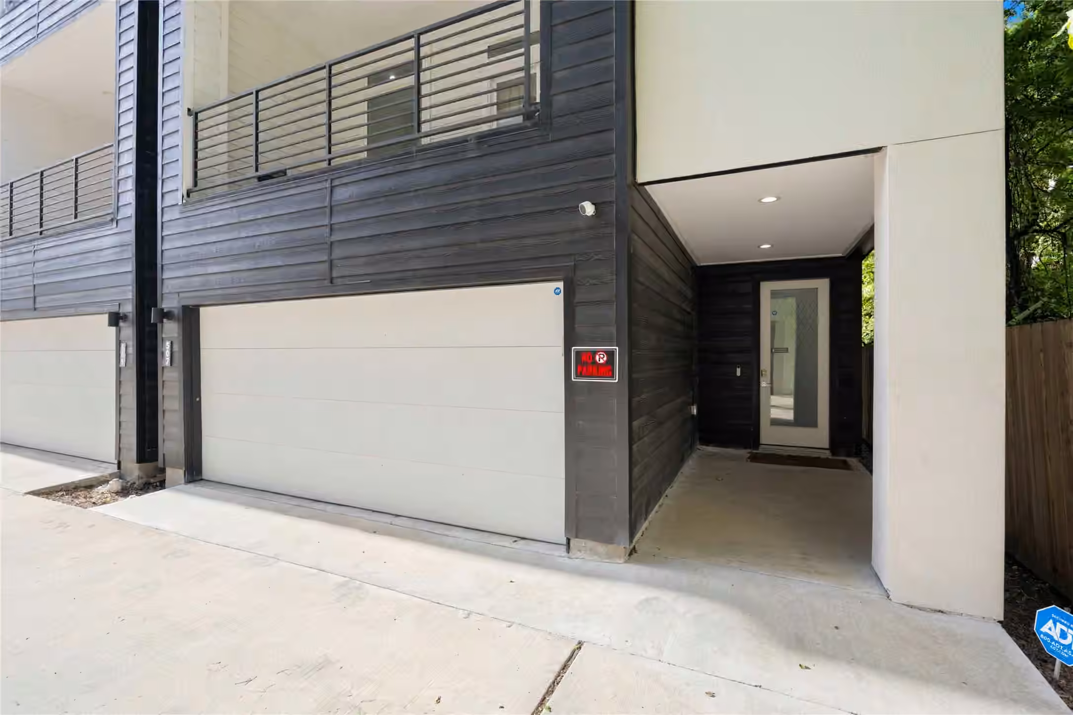 Photo 4 of 507 Schweikhardt Street, Houston, TX