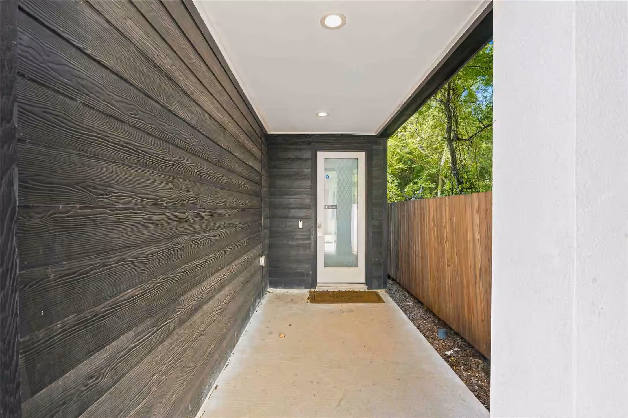 Photo 5 of 507 Schweikhardt Street, Houston, TX