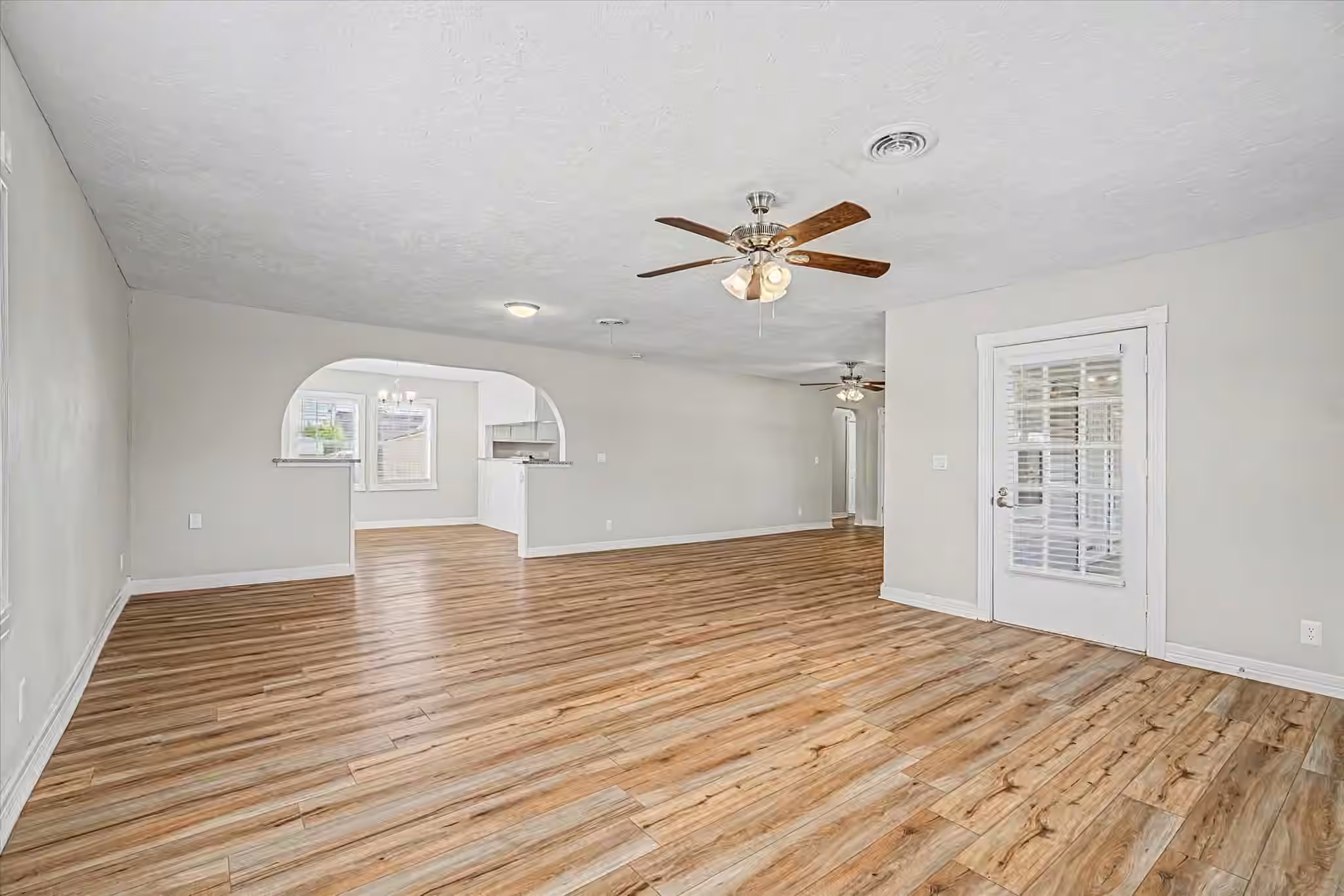 Photo 7 of 1114 W 5th Street, Freeport, TX
