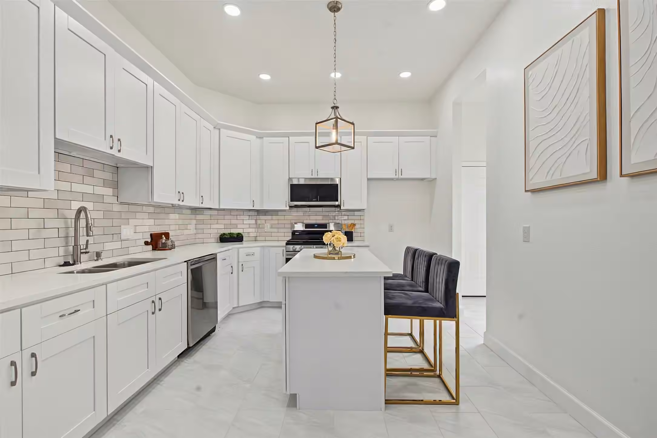 Photo 7 of 8157 Crestview Drive, Houston, TX