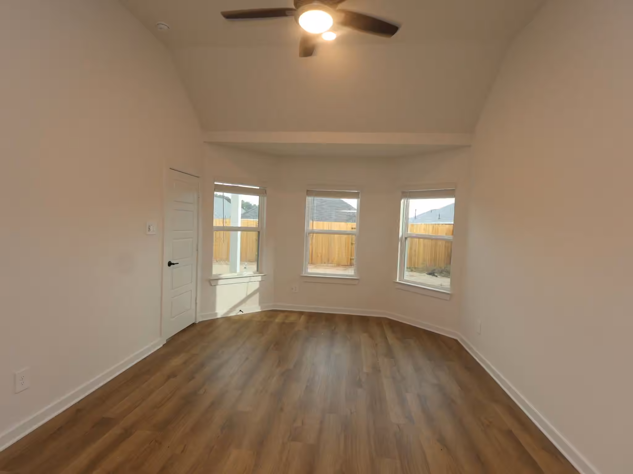 Photo 6 of 748 Hackberry Branch Court, Magnolia, TX
