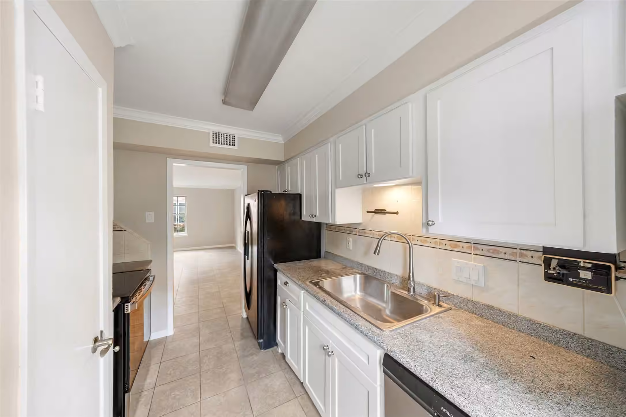 Photo 6 of 515 Tallowood Road 23, Houston, TX