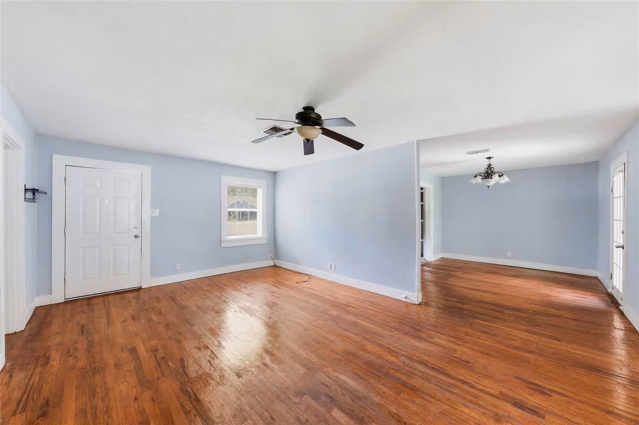 Photo 4 of 1215 Winston Drive, Richmond, TX