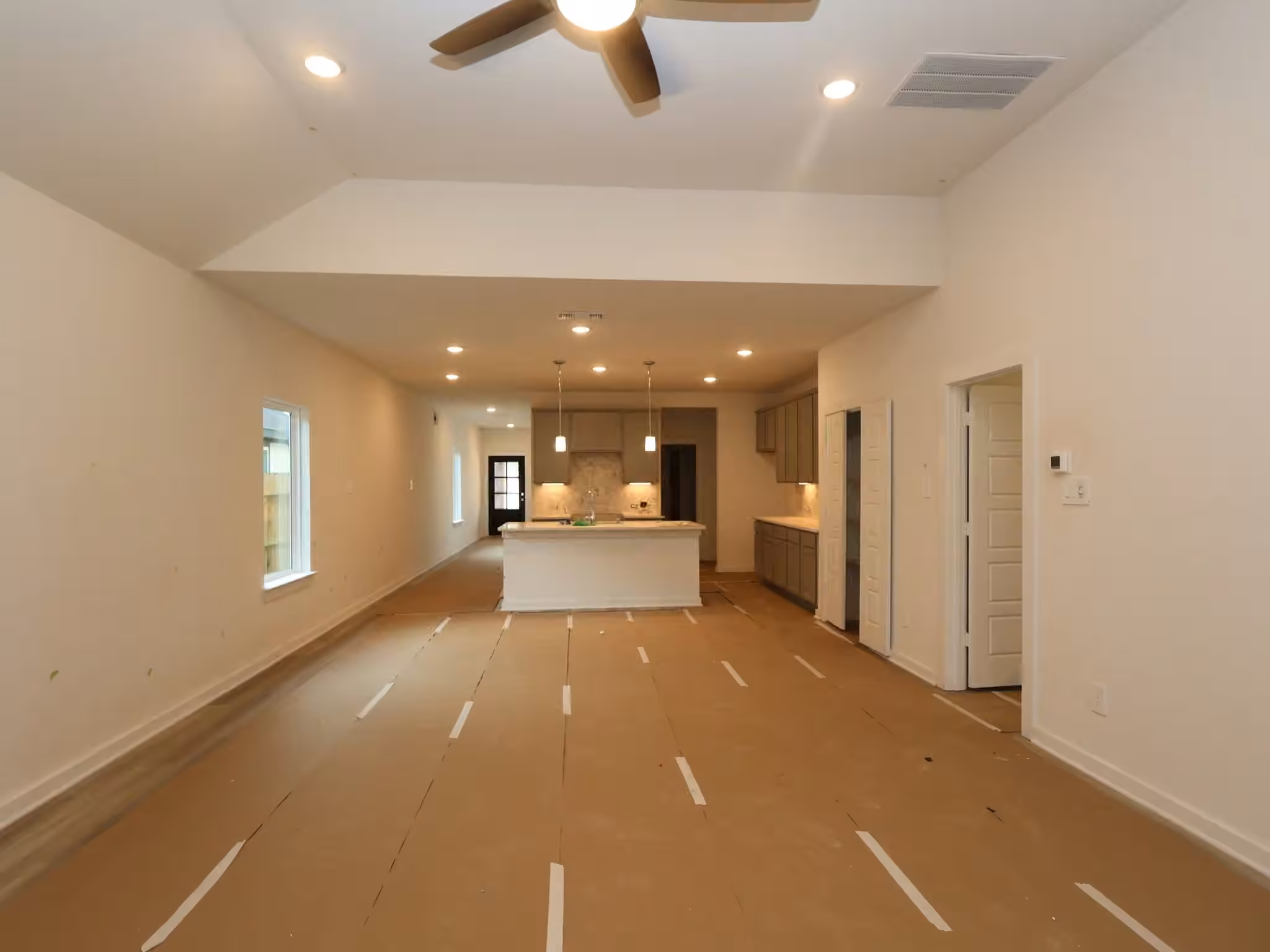 Photo 5 of 22740 Hackberry Leaf Drive, New Caney, TX