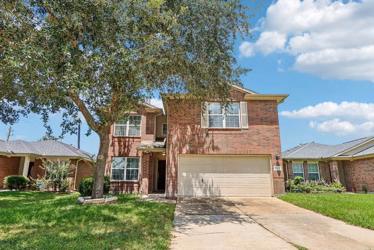Photo of 13914 Bonnetbriar Lane, Sugar Land, TX 77498