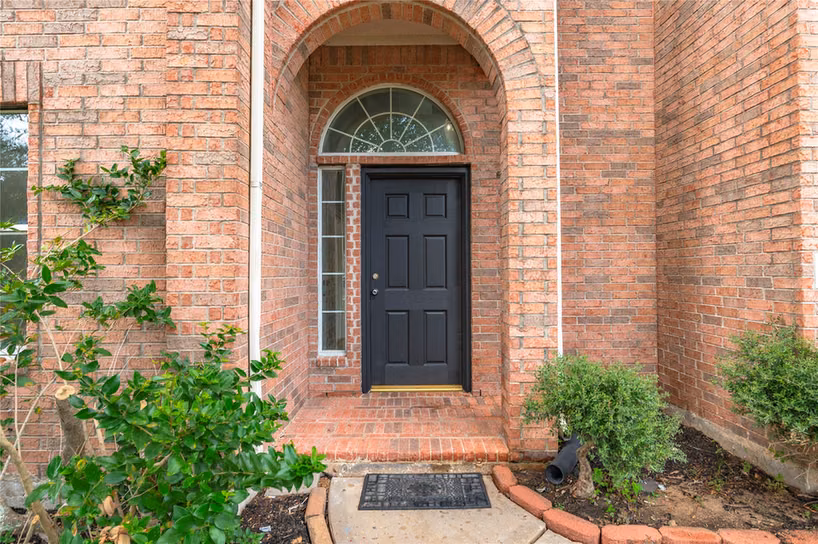 Photo 5 of 4503 Regal Drive, Baytown, TX