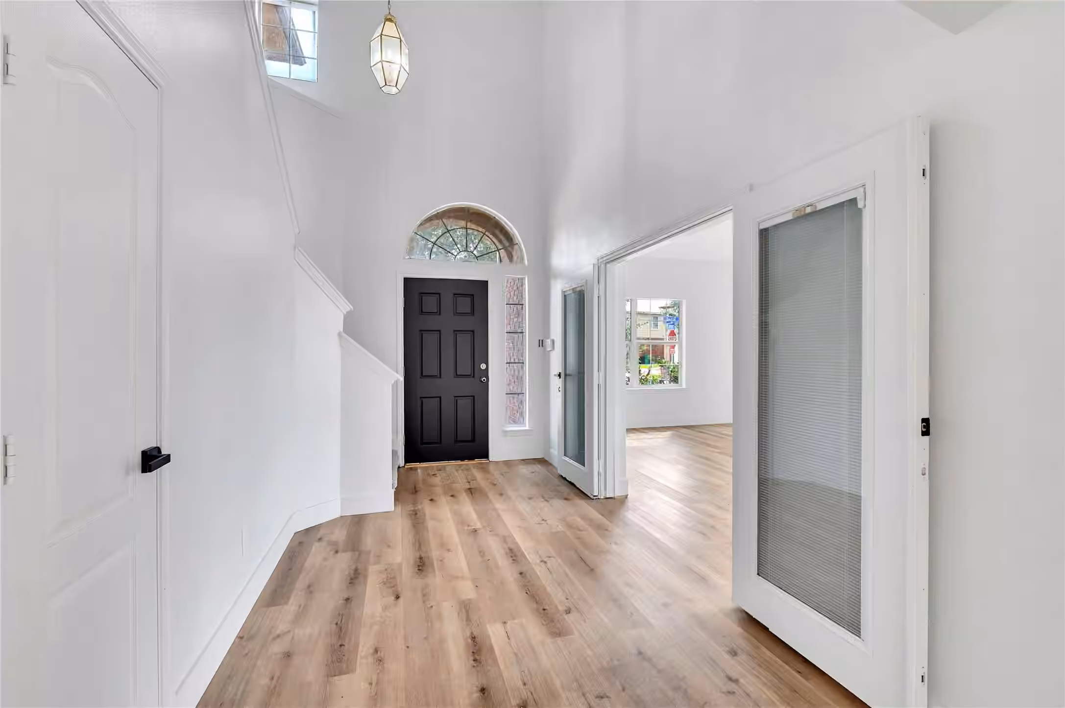 Photo 7 of 4503 Regal Drive, Baytown, TX