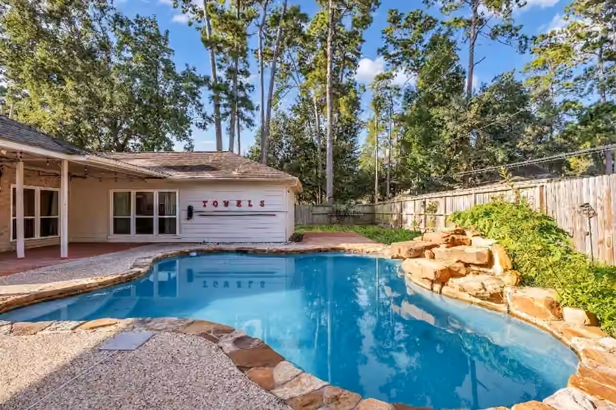 Photo 2 of 11506 Faulkey Gully Circle, Houston, TX
