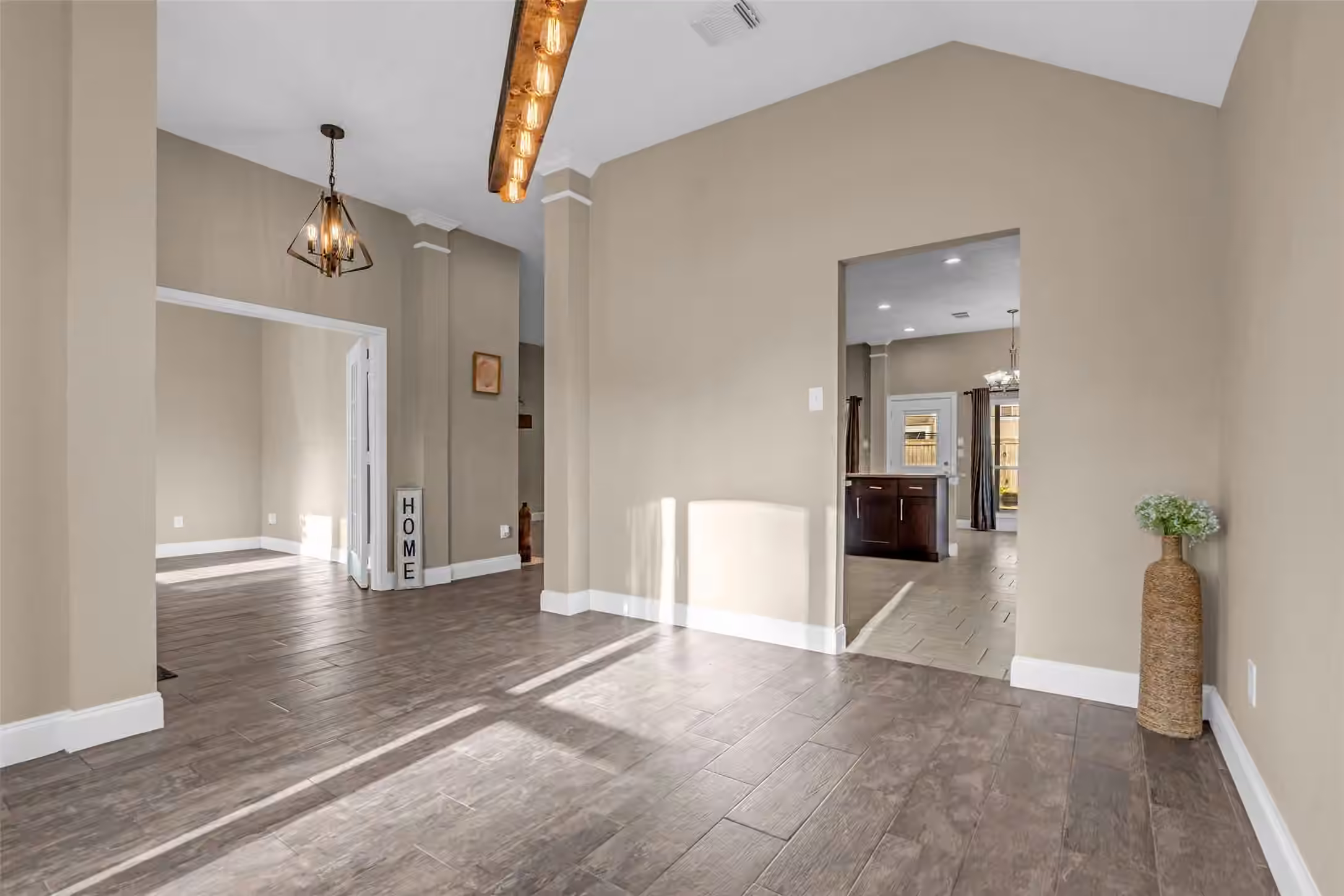 Photo 7 of 11506 Faulkey Gully Circle, Houston, TX