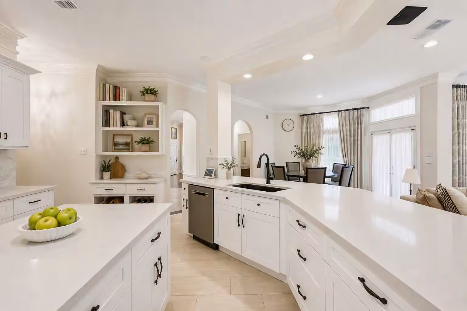Photo 3 of 1606 Clearwater Creek Drive, Sugar Land, TX