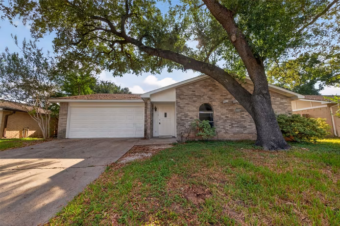 Photo 3 of 5110 Lerwick Drive, Houston, TX