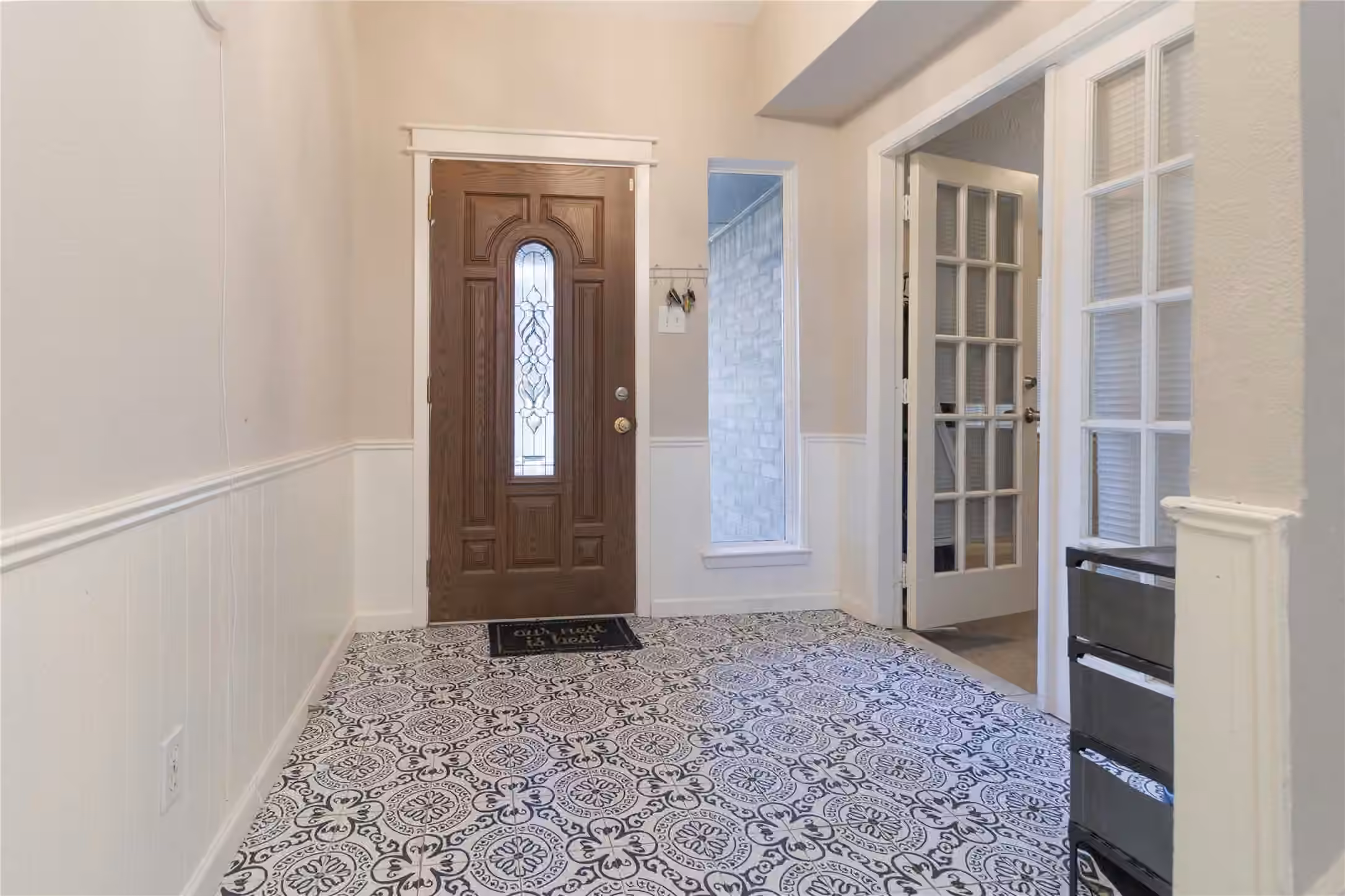 Photo 3 of 4406 Rosegate Drive, Spring, TX