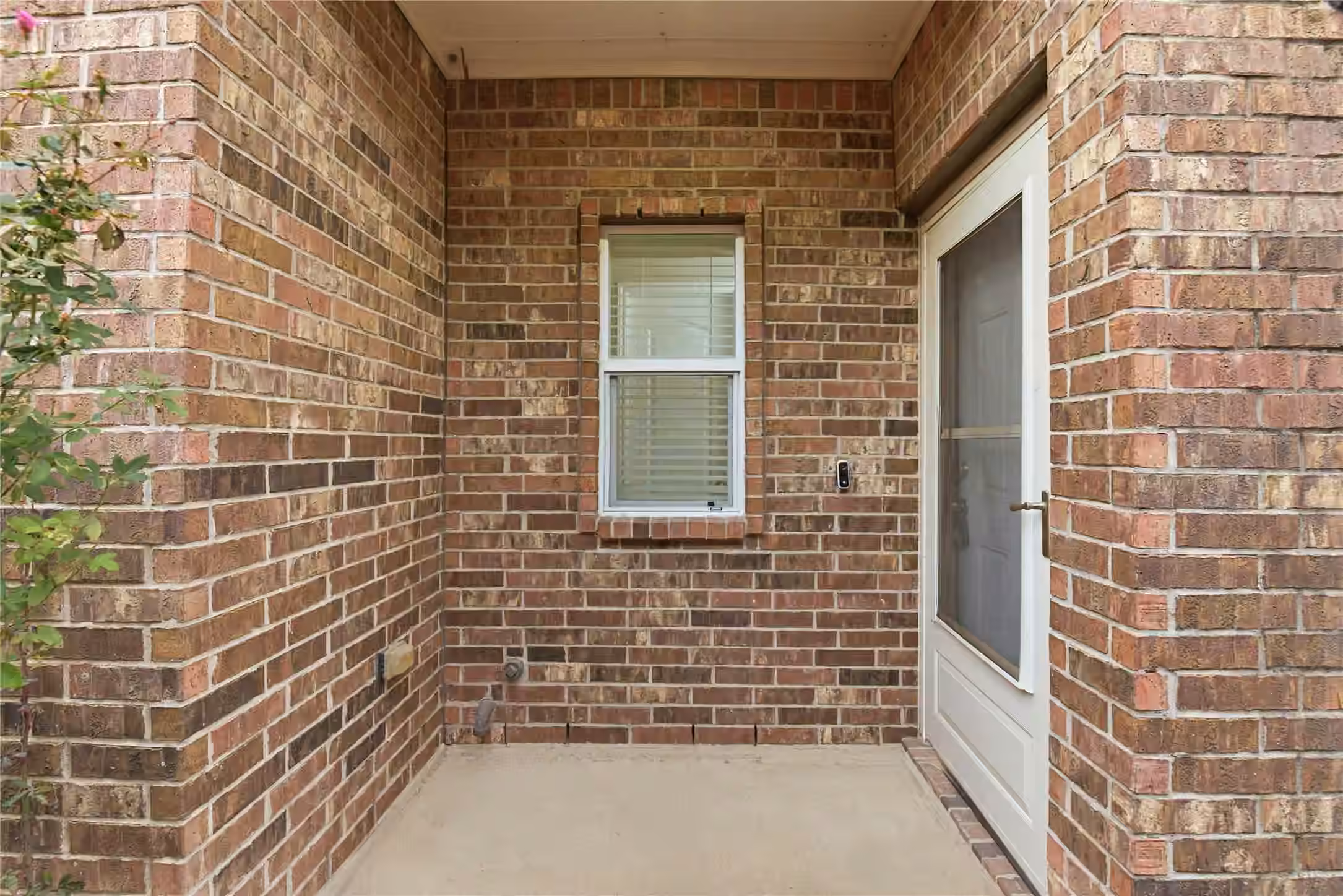 Photo 5 of 17142 Amarose Drive, Houston, TX