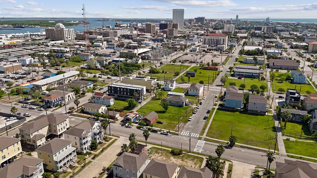 Photo of 2820 Winnie Street, Galveston, TX 77550