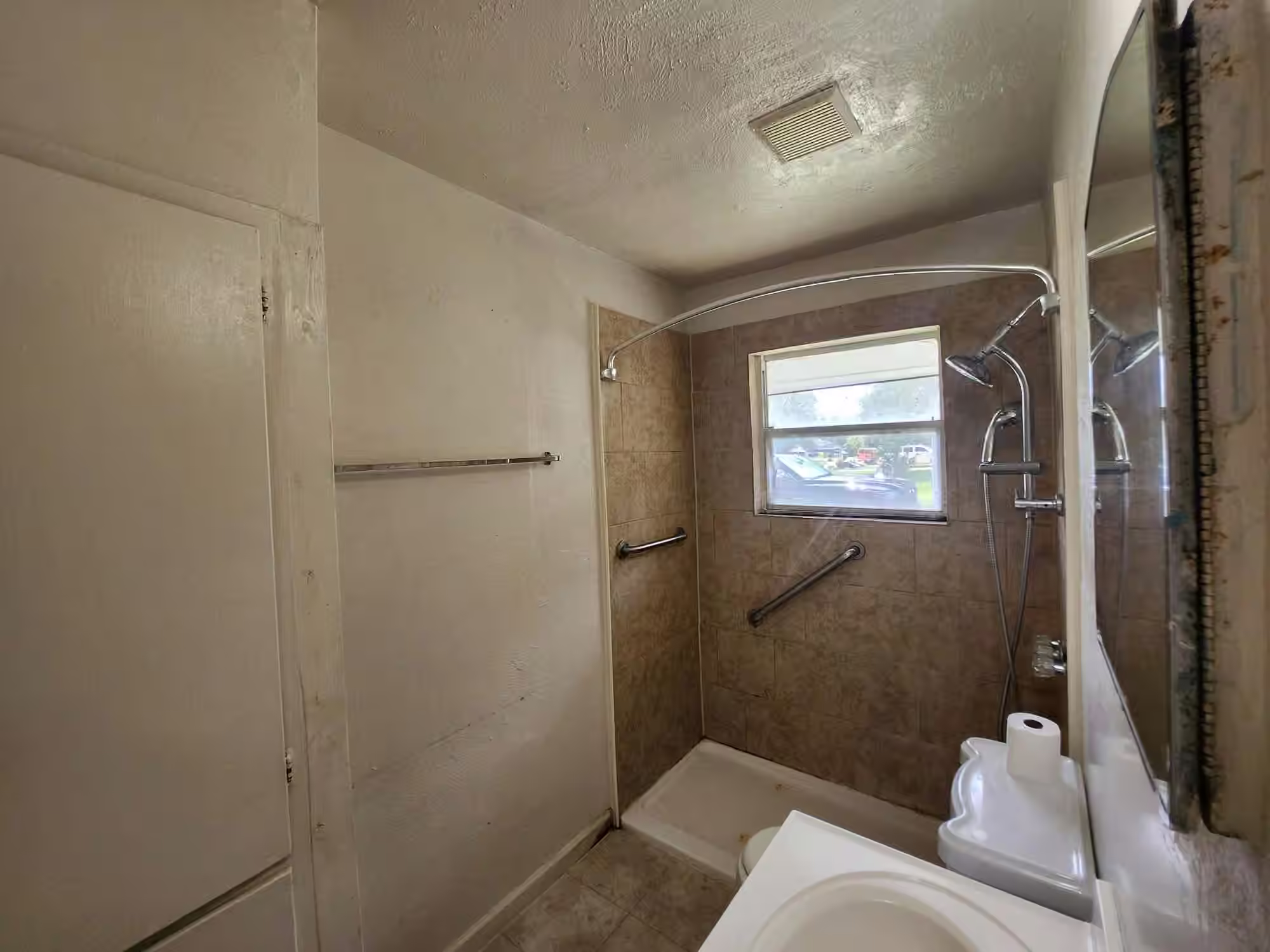 Photo 6 of 5535 Flamingo Drive, Houston, TX
