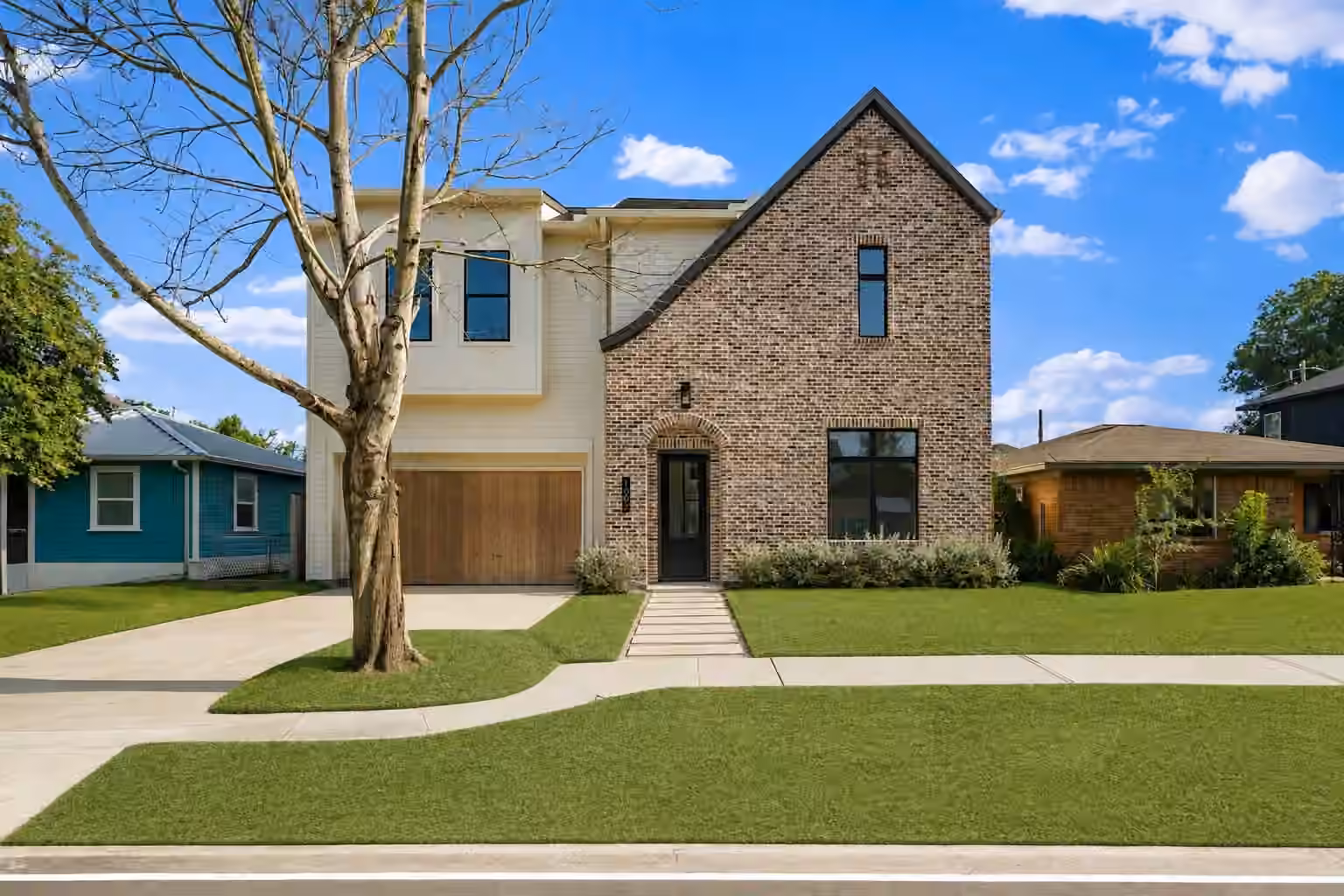 Photo of 1002 E 25th Street, Houston, TX 77009