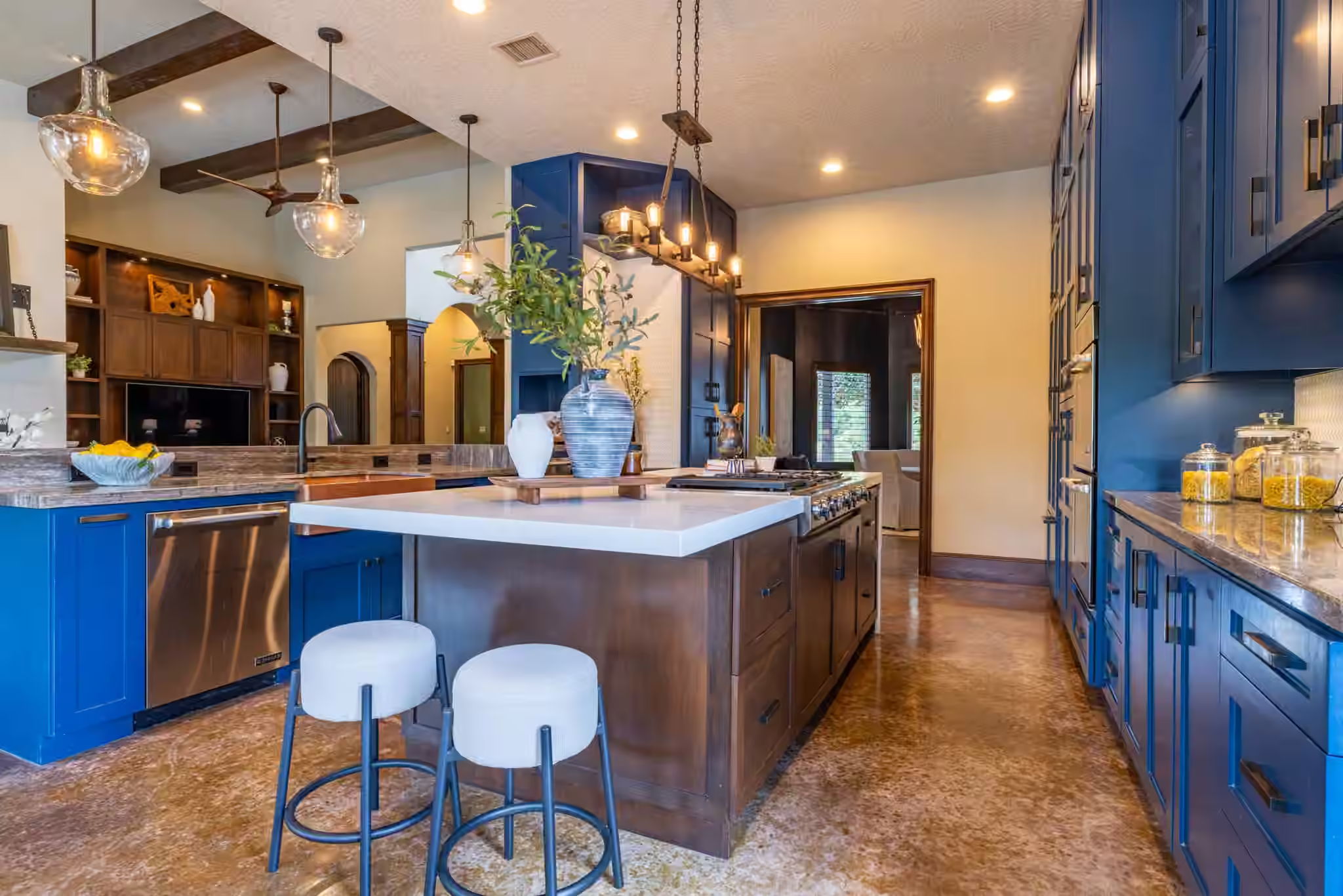 Photo 4 of 24005 Old Dobbin Plantersville Road, Montgomery, TX