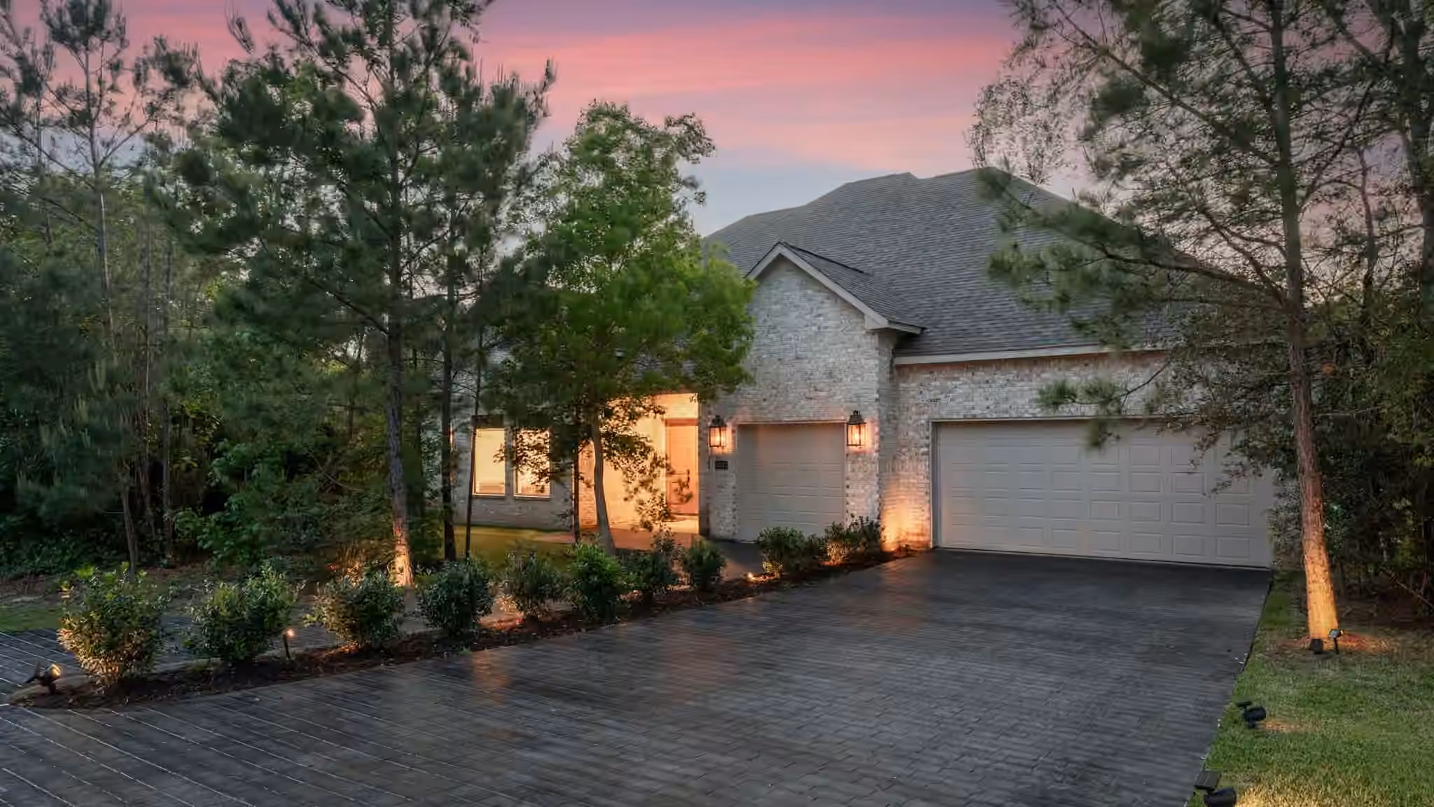 Photo 3 of 25211 Tara Bend Court, Tomball, TX