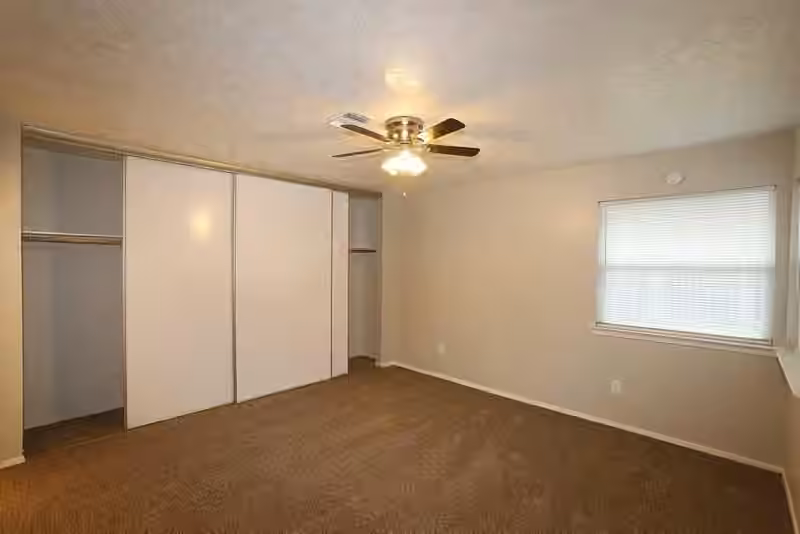 Photo 7 of 4817 Redbud Drive, Rosenberg, TX