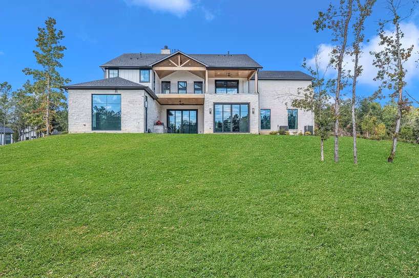 Photo 3 of 23701 Birch Grove Road, Montgomery, TX