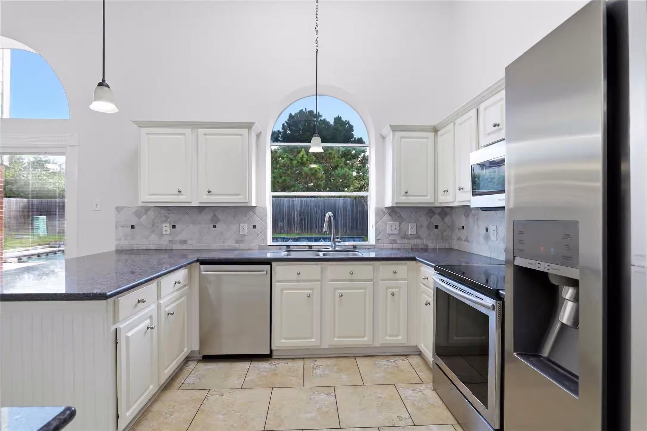 Photo 7 of 5415 Atascocita Timbers N, Humble, TX