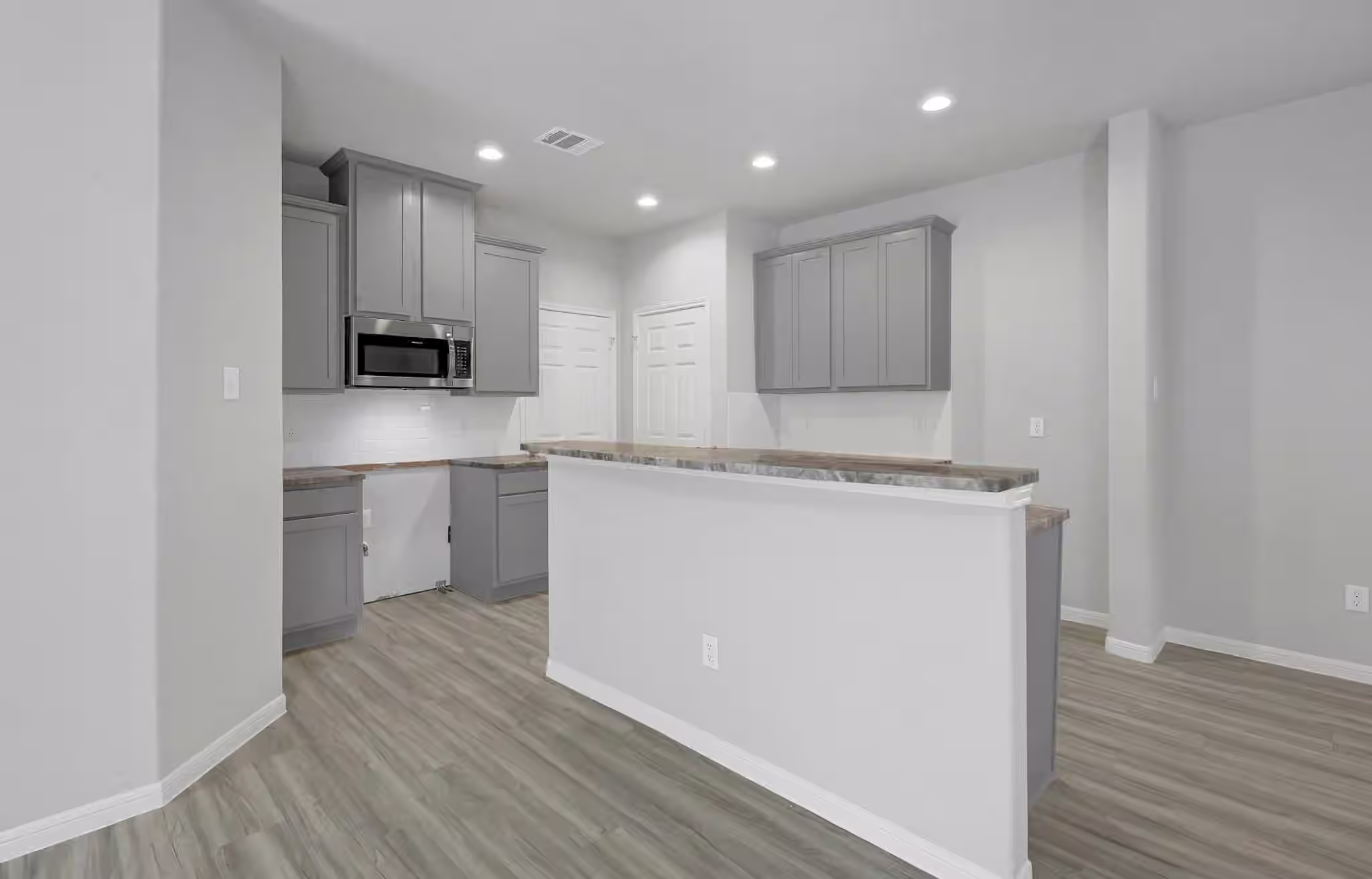 Photo 6 of 24723 Thornbluff Briar Trail, Huffman, TX